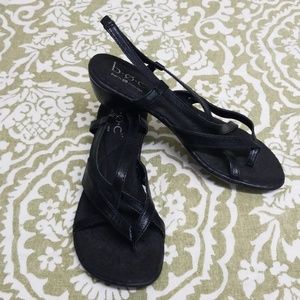 B.O.C. strappy sandals black low heel sz 8